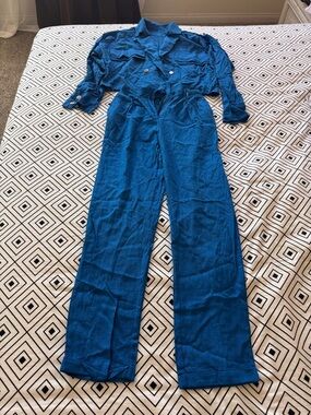 Women’s Blue Long Sleeve jacket and pants